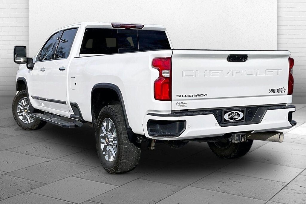 Used 2024 Chevrolet Silverado 3500 HD High Country Truck Crew Cab