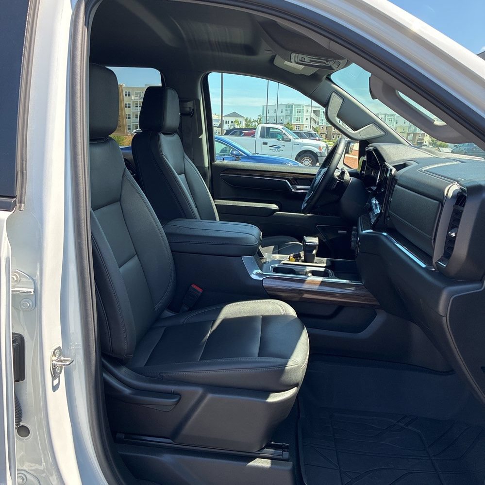 2024 Chevrolet Silverado 1500 RST - Photo 21