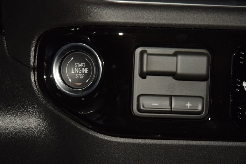 2026 Chevrolet Silverado 1500 LTZ - Photo 34