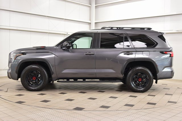 2025 Toyota Sequoia SR5 photo 4