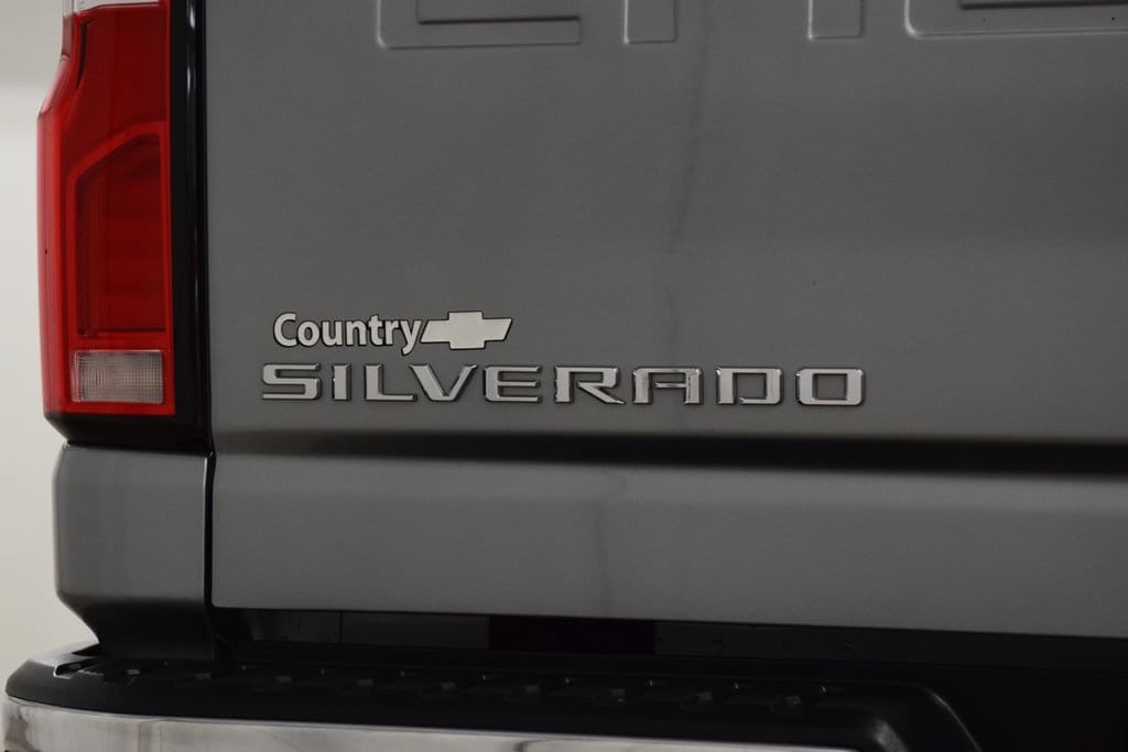 2025 Chevrolet Silverado 3500HD LTZ - Photo 24