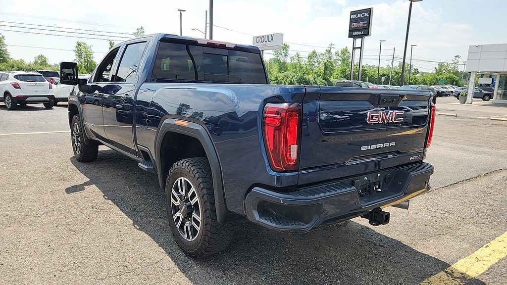 2022 Gmc Sierra 3500 HD AT4 photo 2