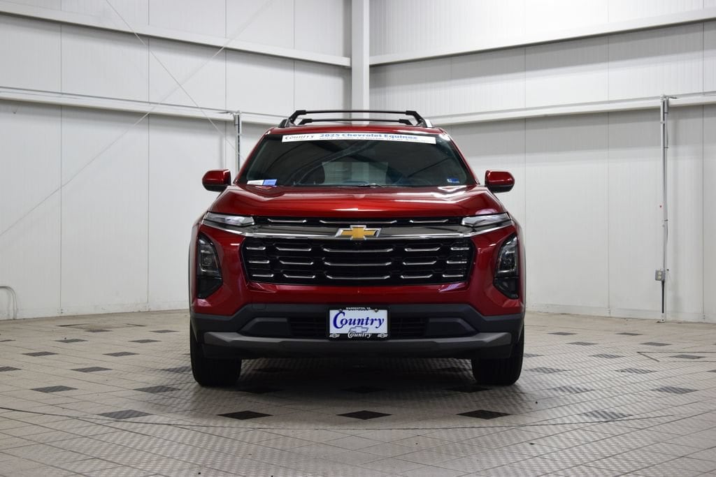 2025 Chevrolet Equinox LT - Photo 2