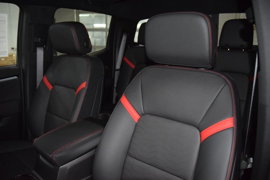 2026 Chevrolet Colorado Z71 - Photo 43