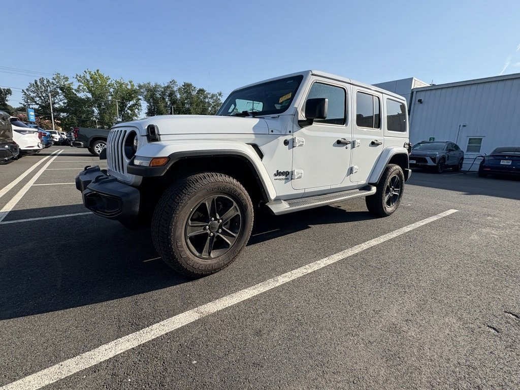 Used 2021 Jeep Wrangler Unlimited Sahara Altitude with VIN 1C4HJXENXMW688072 for sale in Warrenton, VA