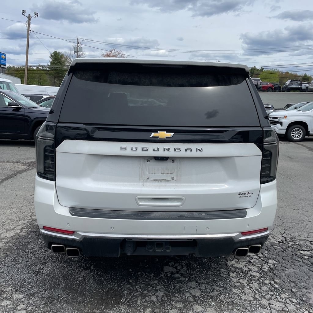 2025 Chevrolet Suburban High Country - Photo 6