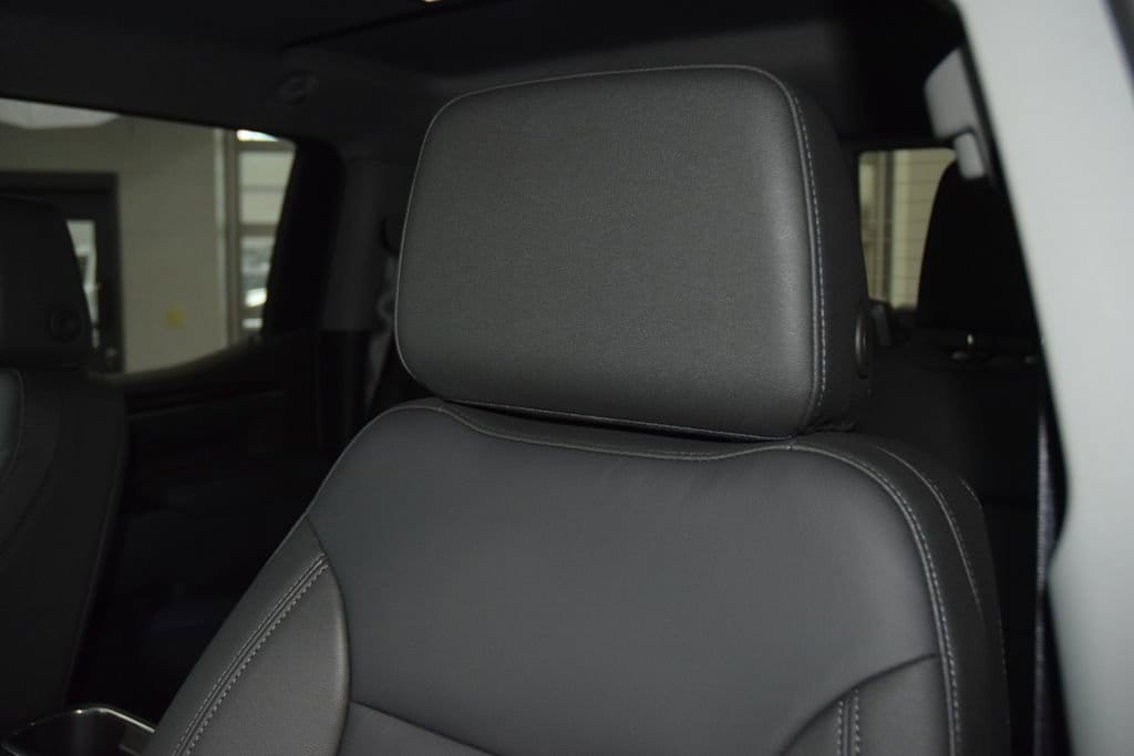 2026 Chevrolet Silverado 1500 RST - Photo 41
