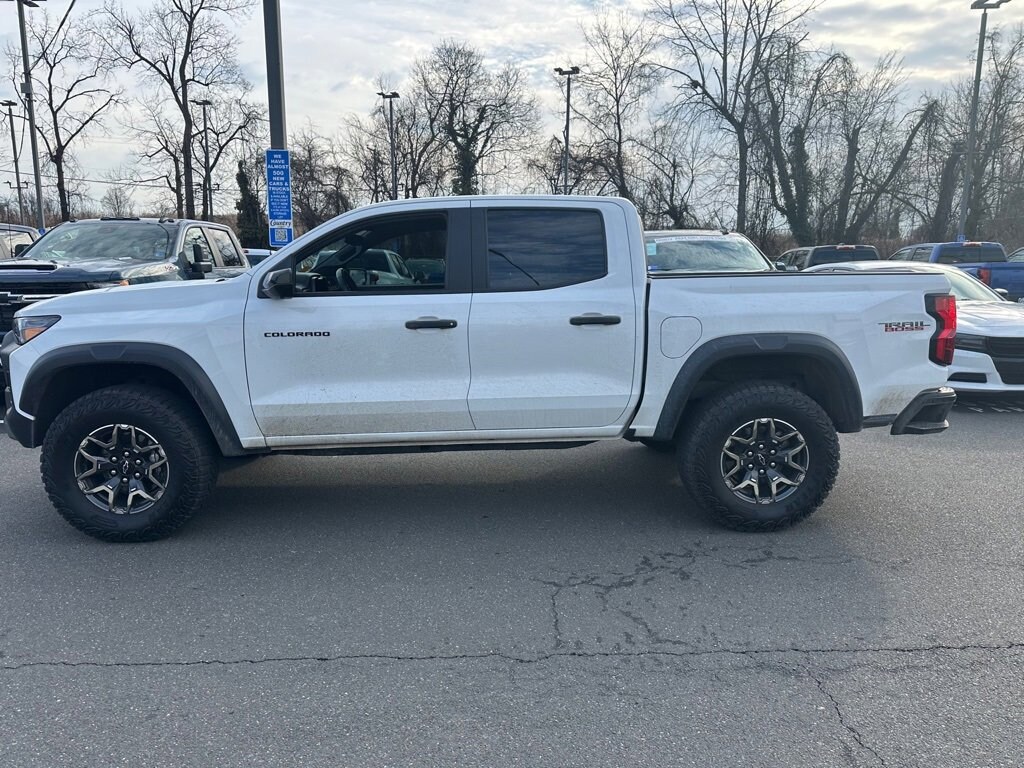 Used 2024 Chevrolet Colorado Trail Boss Truck Crew Cab