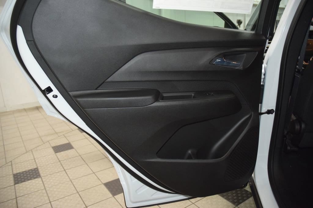 2027 Chevrolet Bolt LT - Photo 36