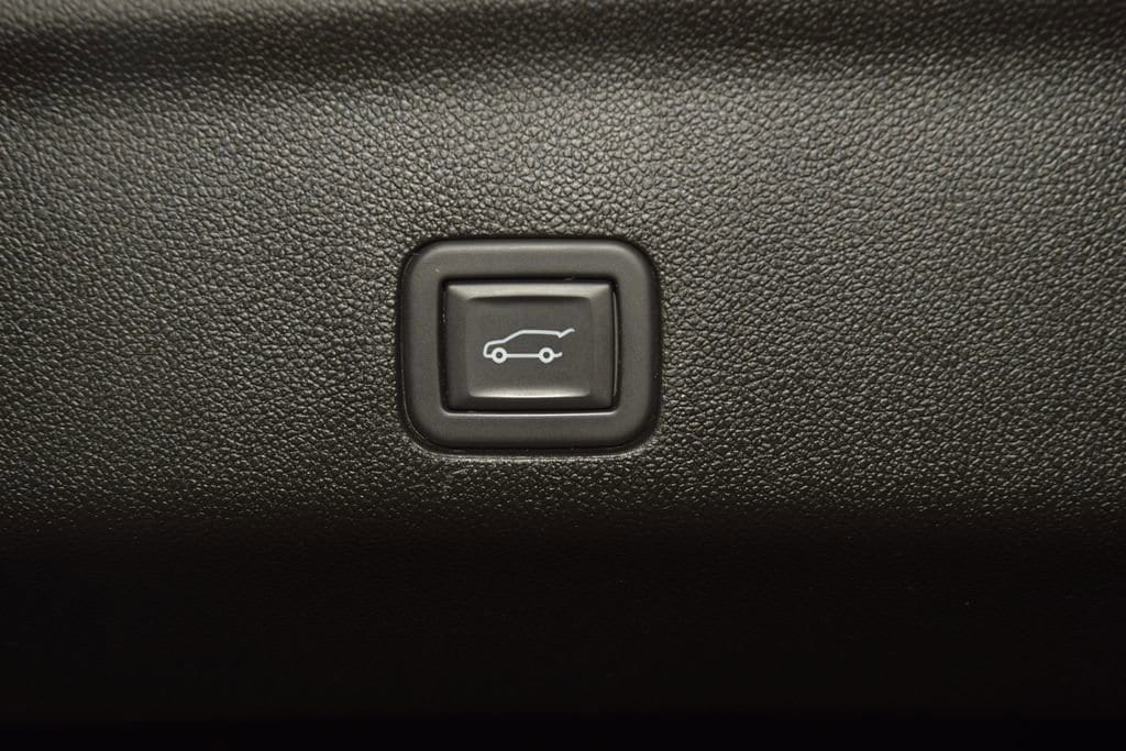 2024 Chevrolet Suburban Z71 - Photo 26