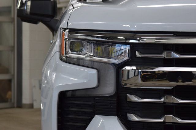 2026 Chevrolet Silverado 1500 LTZ - Photo 12