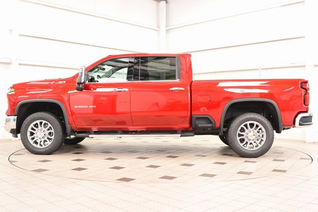 2025 Chevrolet Silverado 2500HD LTZ photo 4