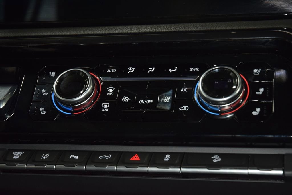 2024 GMC Sierra 2500HD AT4 - Photo 28