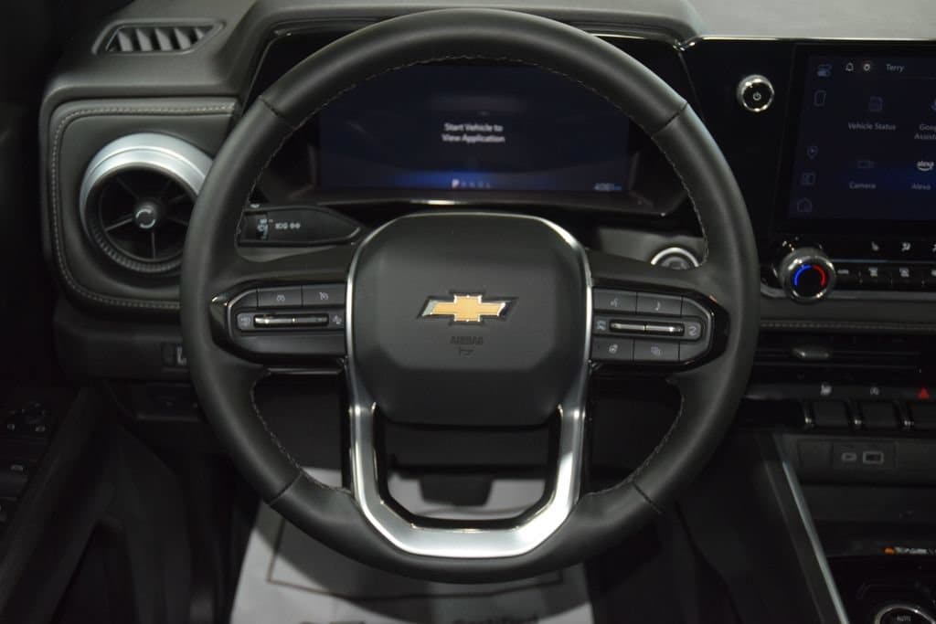2024 Chevrolet Colorado LT - Photo 39