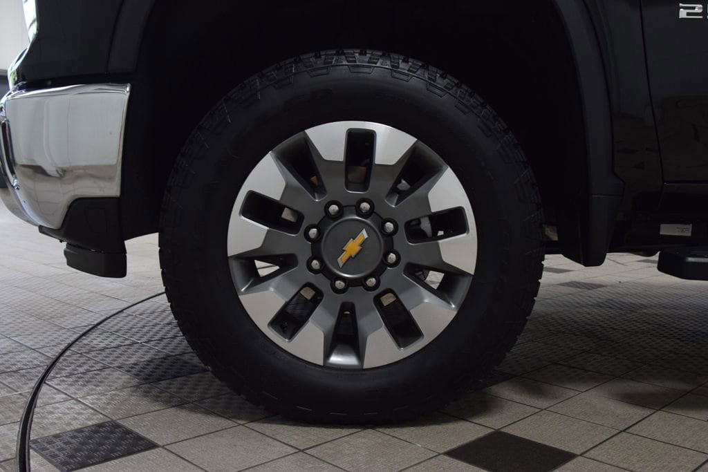 2025 Chevrolet Silverado 2500HD LT - Photo 30