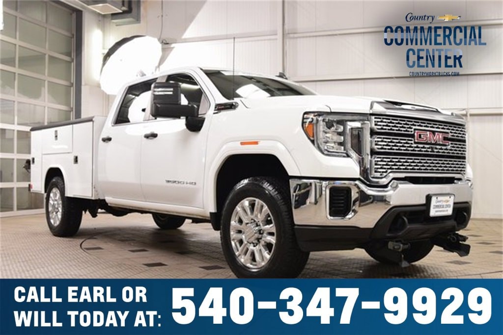 2023 GMC Sierra 3500HD Pro's photo