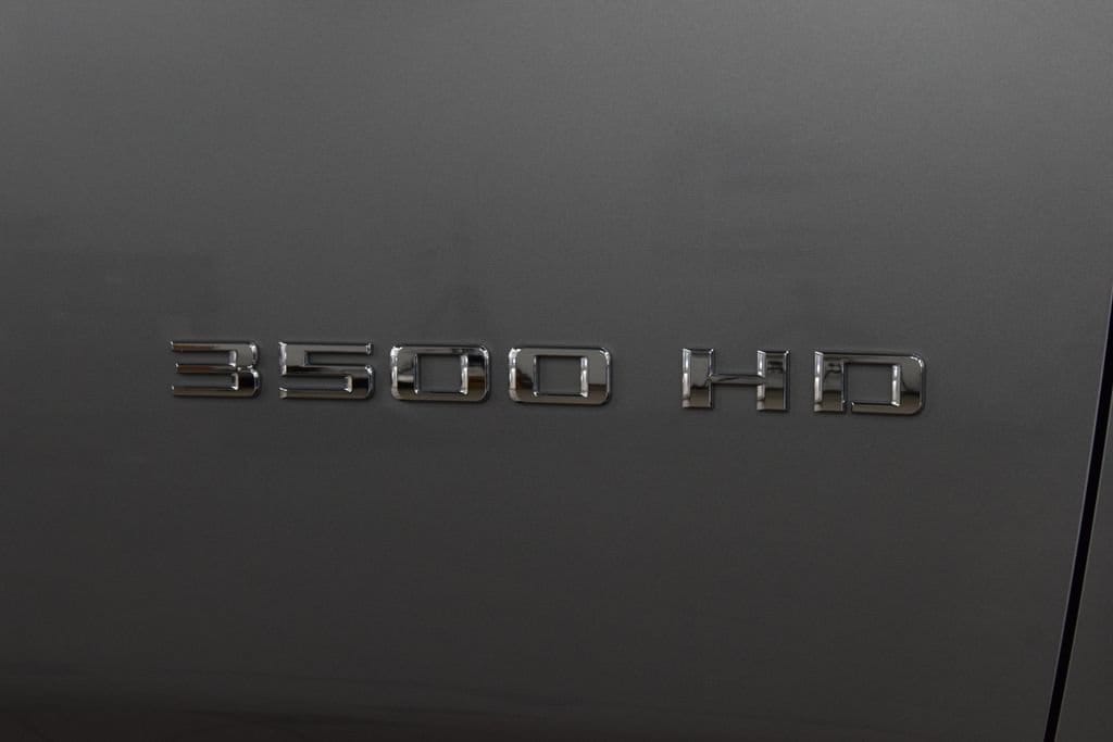 2025 Chevrolet Silverado 3500HD LTZ - Photo 18