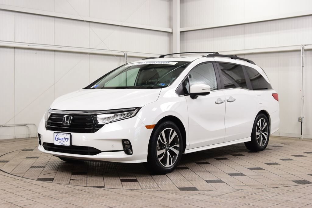 Used 2024 Honda Odyssey Touring Van