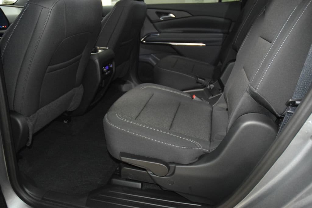 2026 Chevrolet Traverse LT - Photo 40
