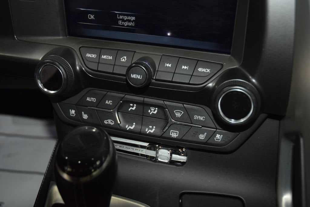 2017 Chevrolet Corvette 2LT - Photo 33