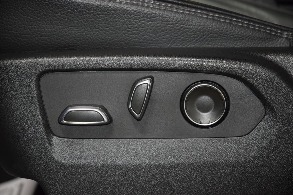 2024 GMC Yukon XL Denali - Photo 42