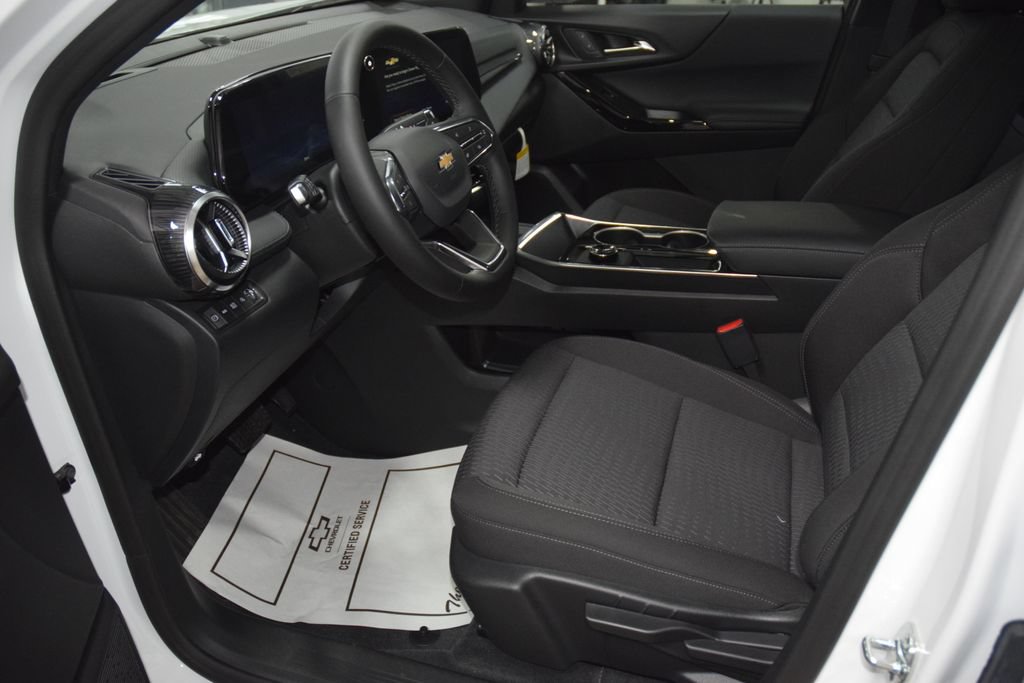 2027 Chevrolet Equinox LT - Photo 37