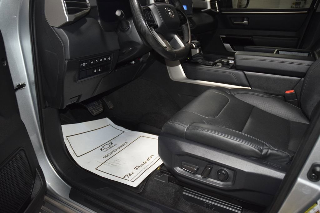 2024 Toyota Tundra Limited - Photo 41