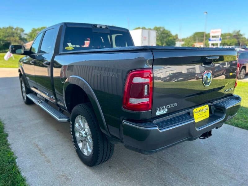 2022 Ram 2500 Laramie photo 4