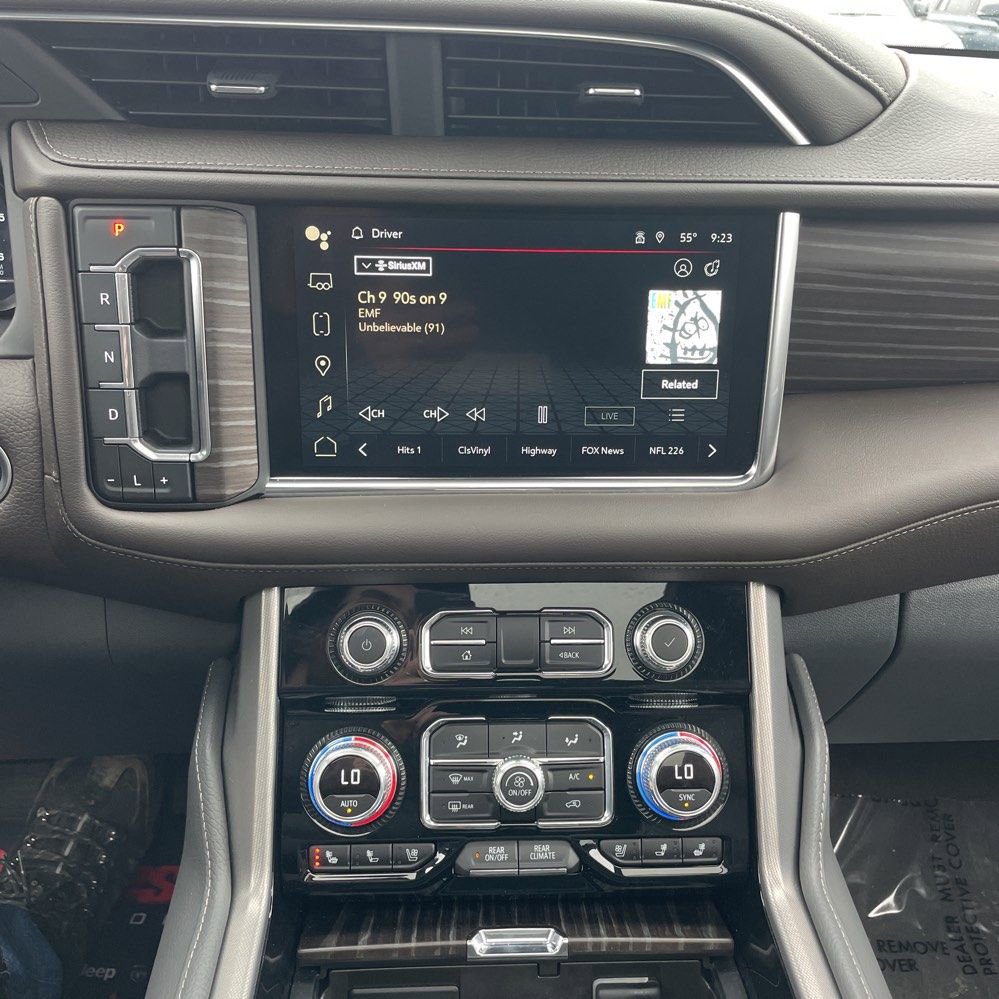 2024 GMC Yukon XL Denali - Photo 23