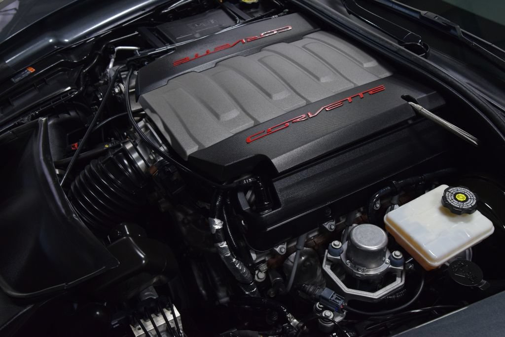 2017 Chevrolet Corvette 2LT - Photo 29