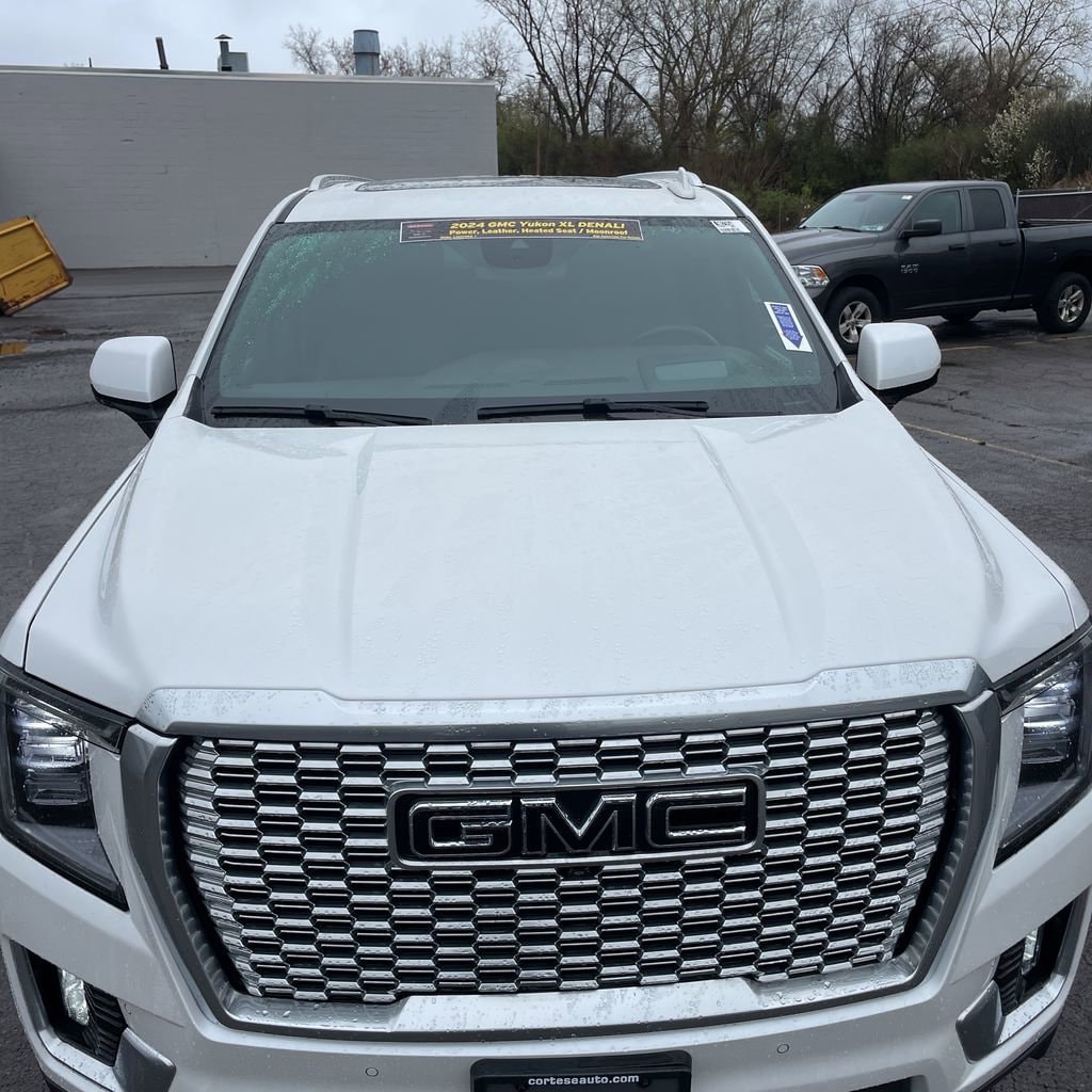 2024 GMC Yukon XL Denali - Photo 9