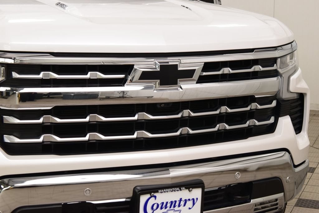 2022 Chevrolet Silverado 1500 LTZ - Photo 11