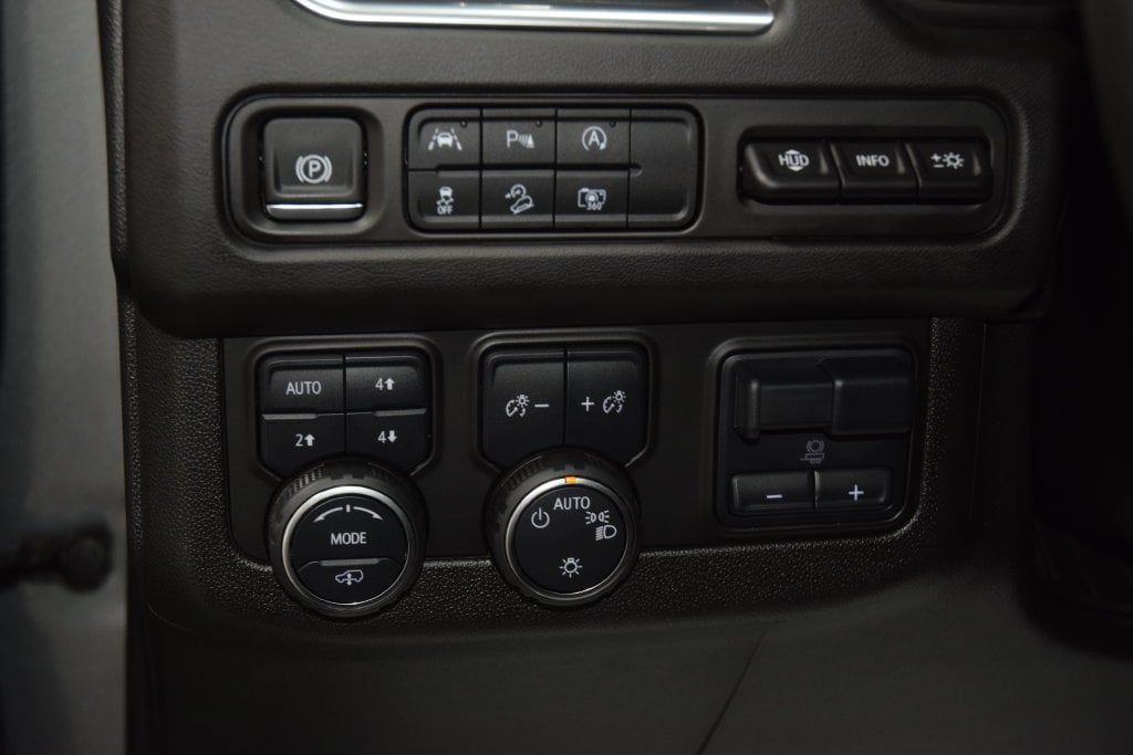 2024 Chevrolet Suburban High Country - Photo 35