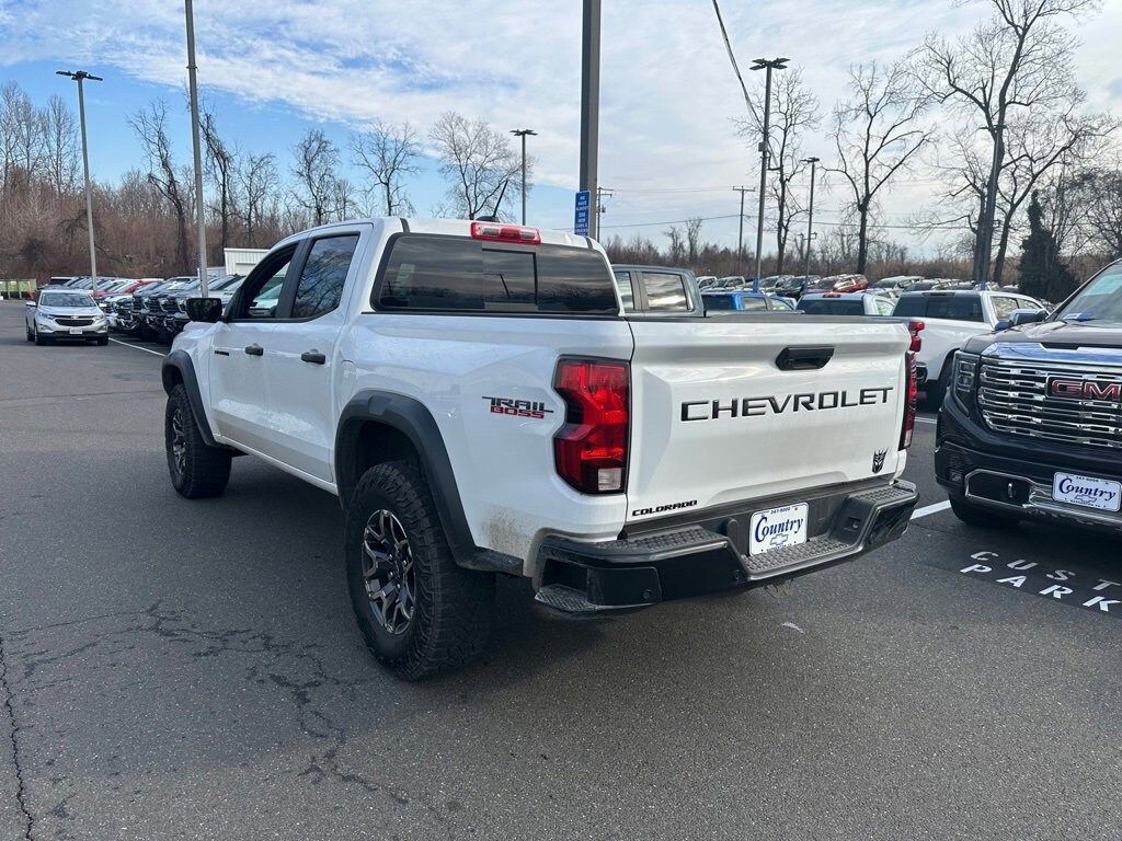 Used 2024 Chevrolet Colorado Trail Boss Truck Crew Cab