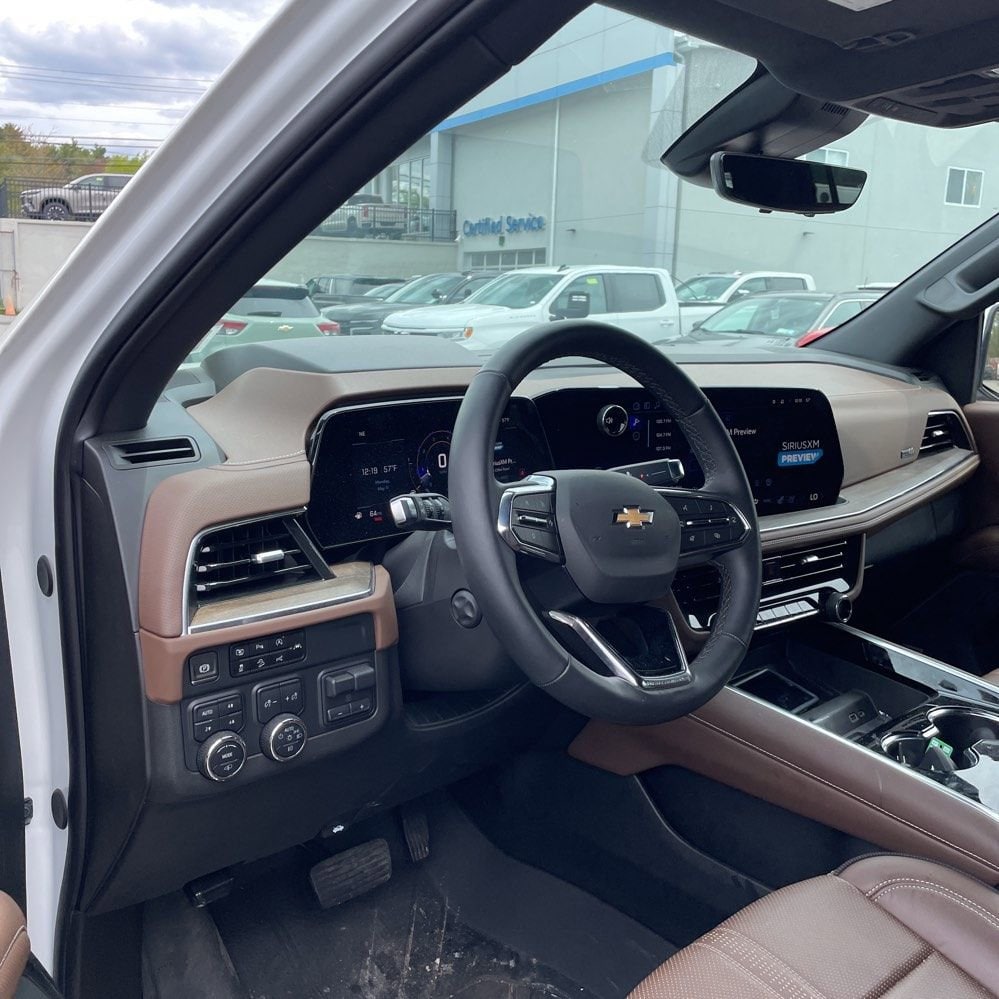 2025 Chevrolet Suburban High Country - Photo 21