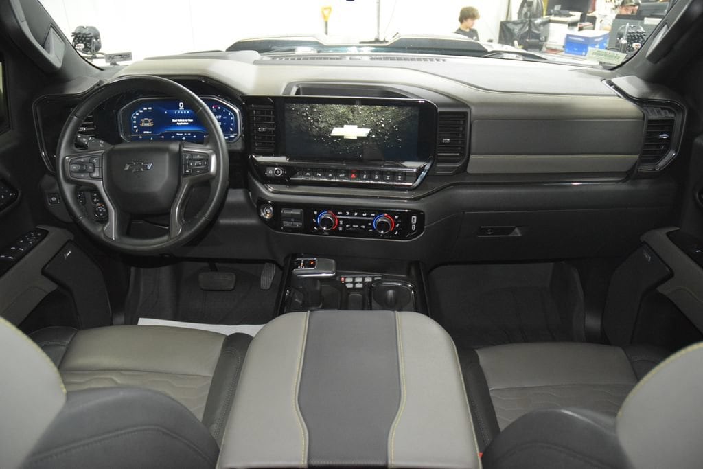 2024 Chevrolet Silverado 1500 ZR2 - Photo 34