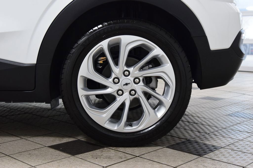 2027 Chevrolet Bolt LT - Photo 23