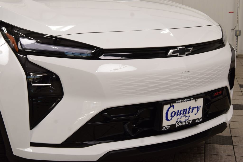 2027 Chevrolet Bolt RS - Photo 13