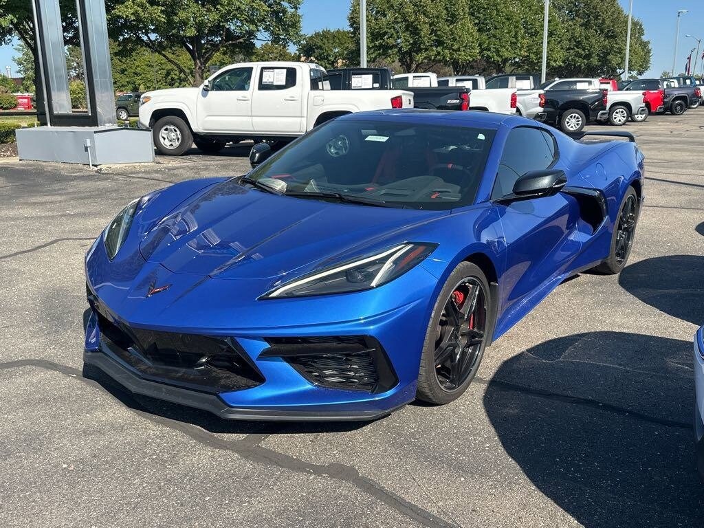 2020 Chevrolet Corvette Stingray 2LT photo 3
