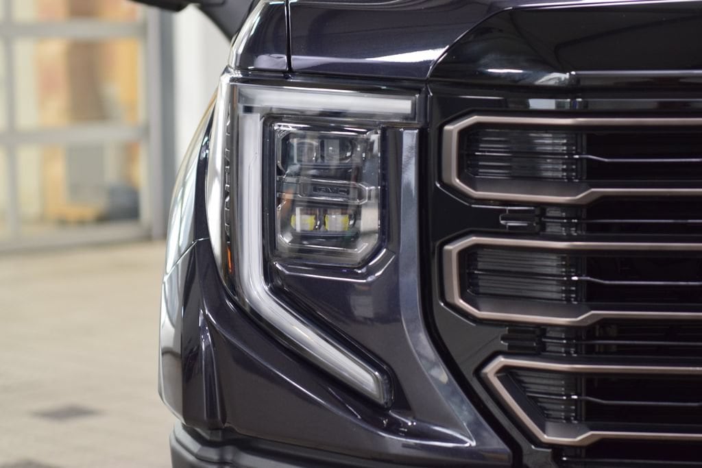 2023 GMC Sierra 1500 AT4X - Photo 12