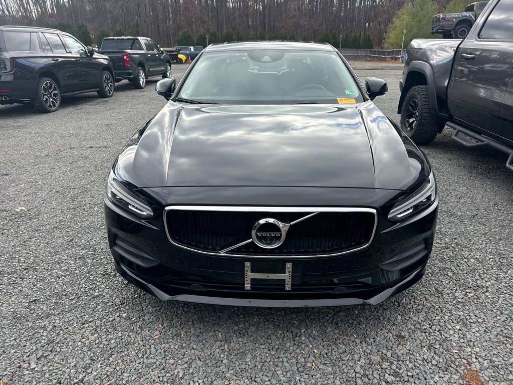 2018 Volvo S90 T5 Momentum photo 2