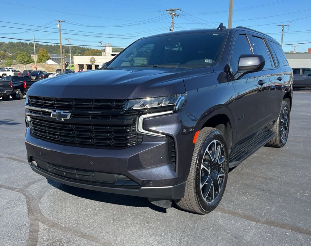2023 Chevrolet Tahoe RST photo 3