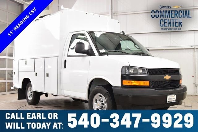 2025 Chevrolet Express 3500 139" WB's photo