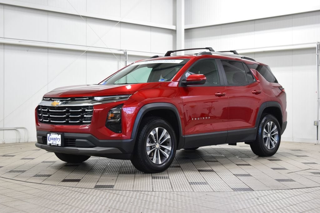 2025 Chevrolet Equinox LT - Photo 3