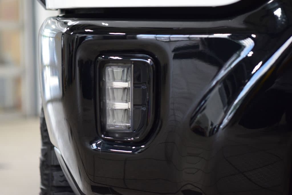 2024 Chevrolet Silverado 2500HD ZR2 - Photo 14
