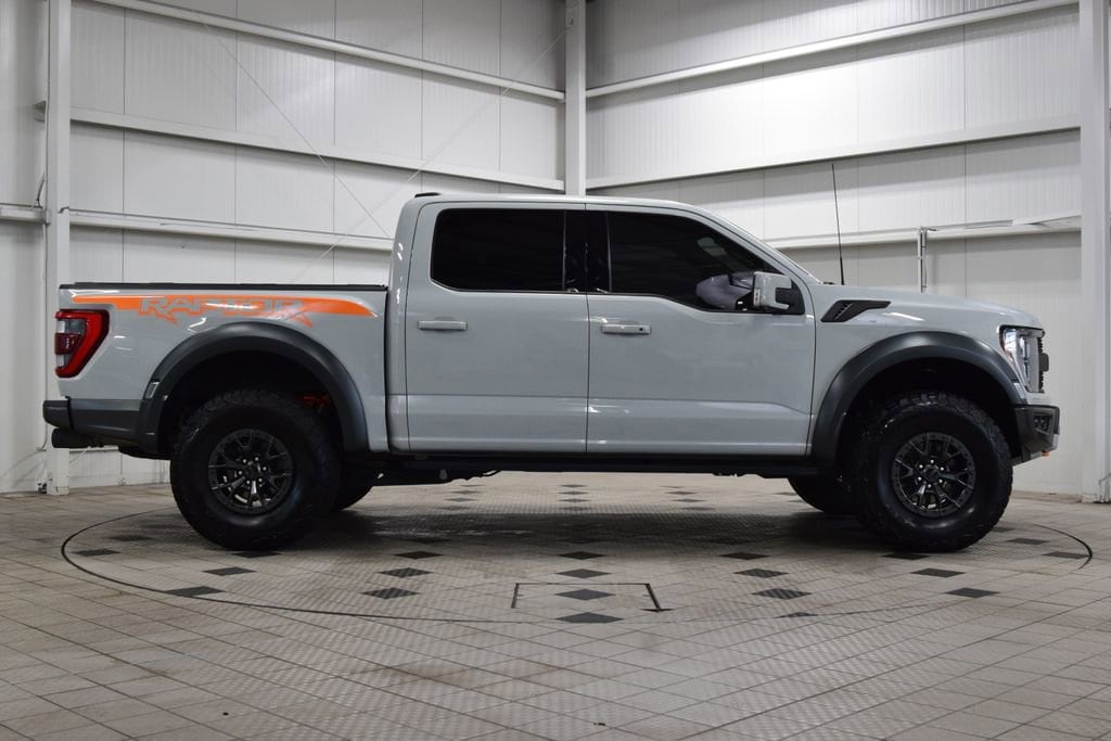 2023 Ford F-150 Raptor - Photo 9