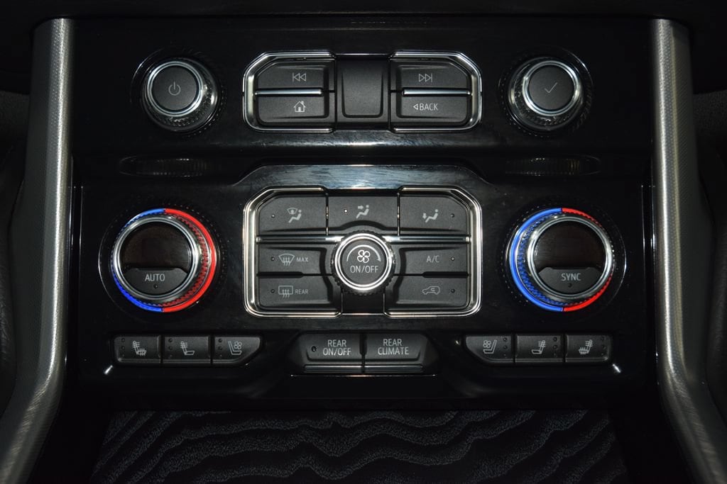 2024 GMC Yukon XL Denali - Photo 35