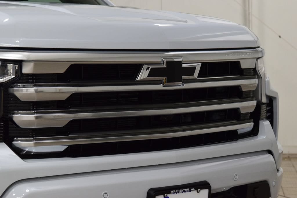 2026 Chevrolet Silverado 1500 High Country - Photo 11