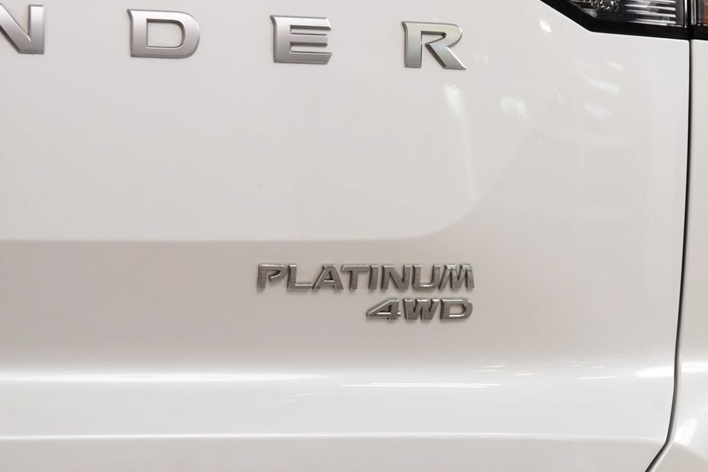 2025 Nissan Pathfinder Platinum - Photo 19