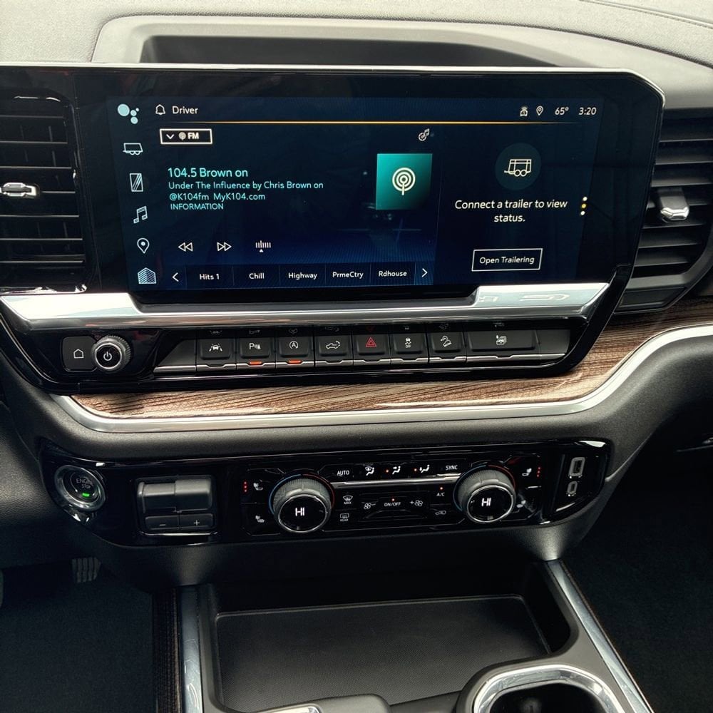2024 Chevrolet Silverado 1500 RST - Photo 25